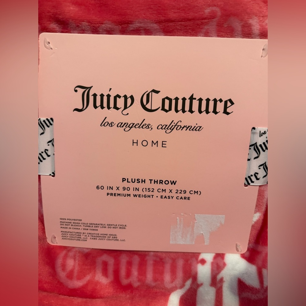 JC Juicy Couture Home 60x90 plush throw NWT - Picture 2 of 4